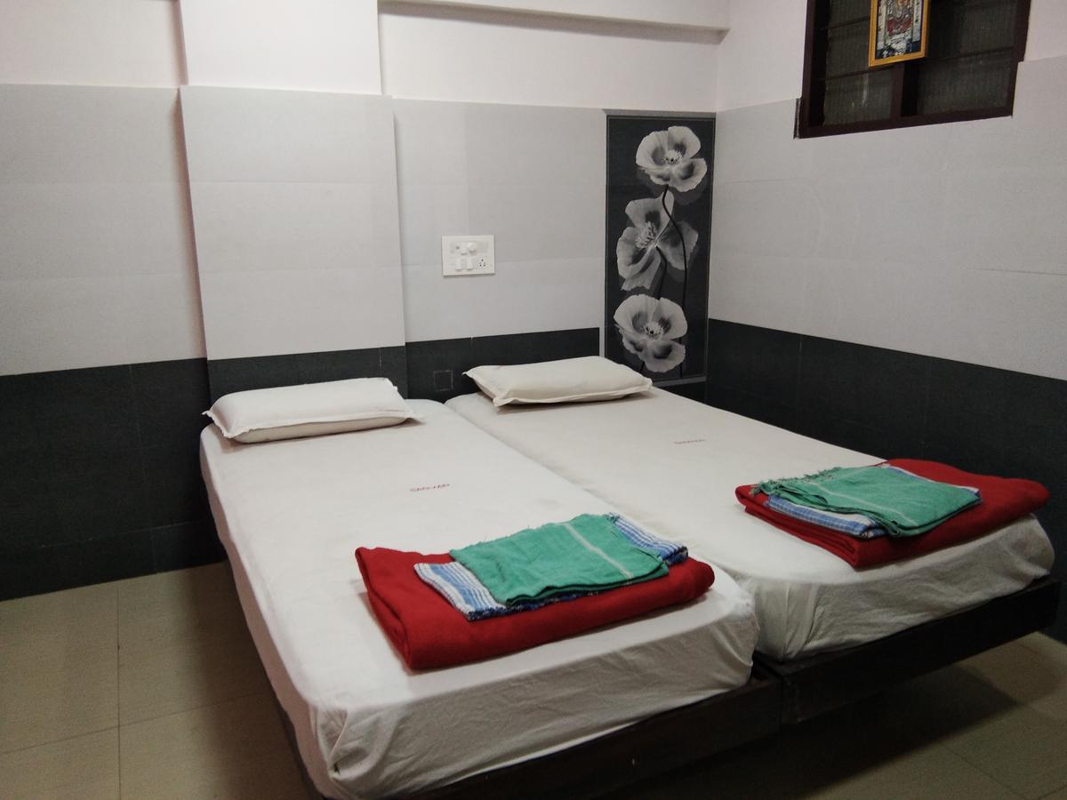 Hotel Sanman Lodge Shimoga Exterior foto